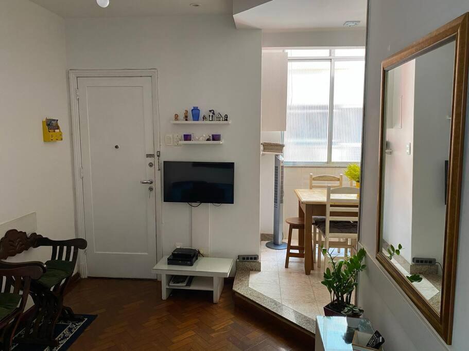 Charmoso Apartamento Na Av. Atlantica, Copacabana Rio de Janeiro Esterno foto